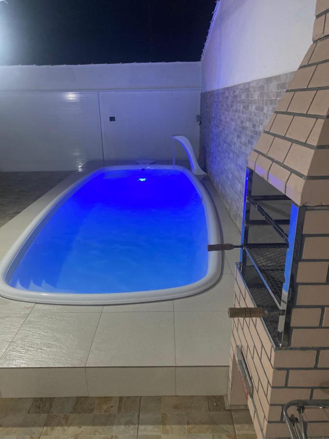 Sobrado Com Piscina E Area Gourmet Na Praia Da Enseada Гуаружа Екстер'єр фото